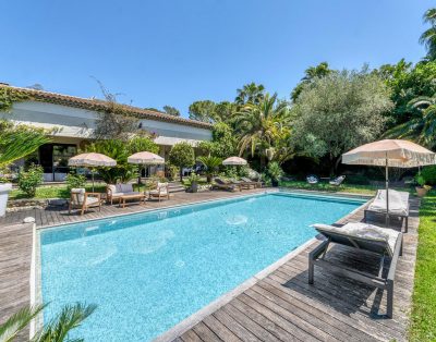 MOUGINS, VILLA «OISEAUX»